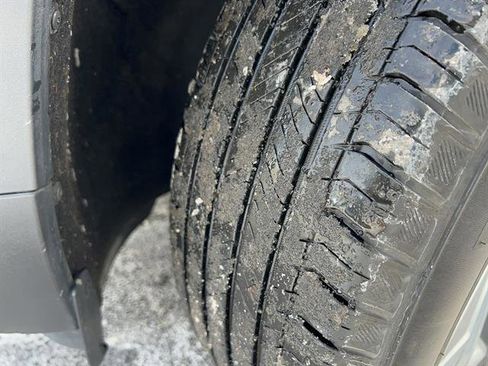 Used 2025 Chevrolet Equinox LT image 9