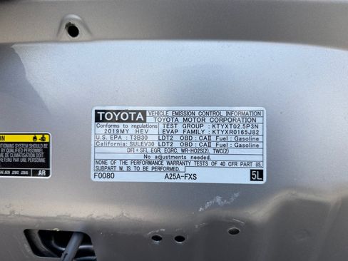 Used 2019 Toyota RAV4 Limited w/ Carpet Mat Package AWD/4WD image 14