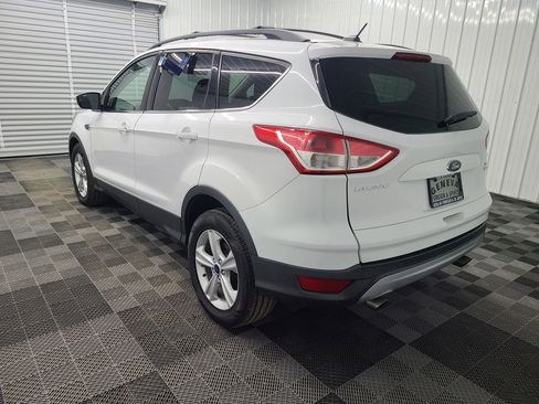 Used 2015 Ford Escape SE image 10