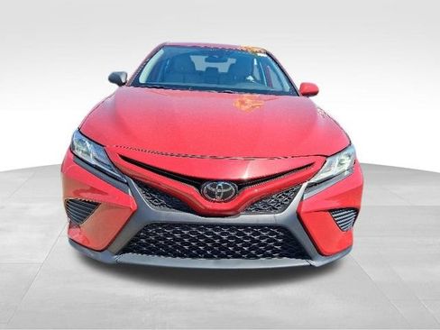 Used 2020 Toyota Camry SE w/ Carpet Mat Package FWD image 14
