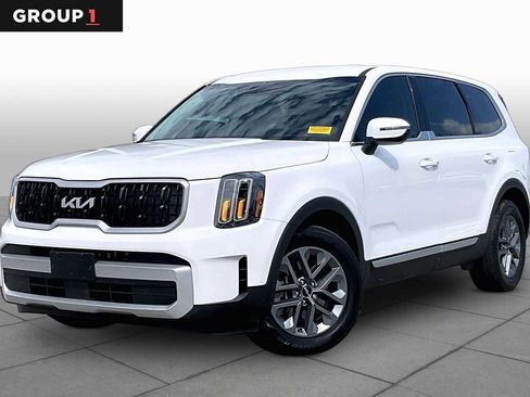Used 2024 Kia Telluride LX FWD image 1