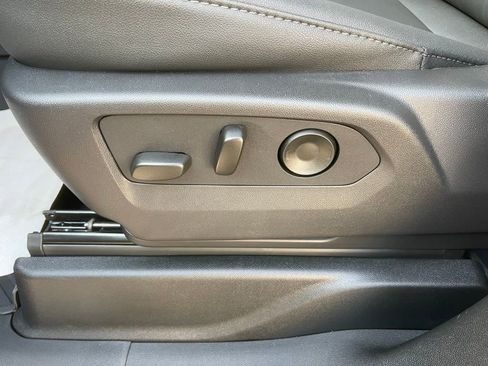 New 2026 Chevrolet Suburban LT w/ Comfort Package image 13