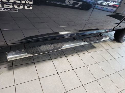 Used 2019 RAM 1500 Big Horn image 29