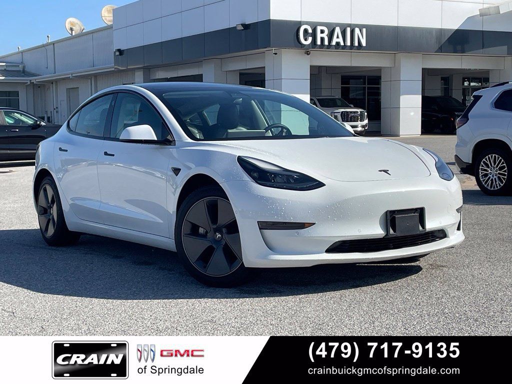 Used 2022 Tesla Model 3 RWD image 1