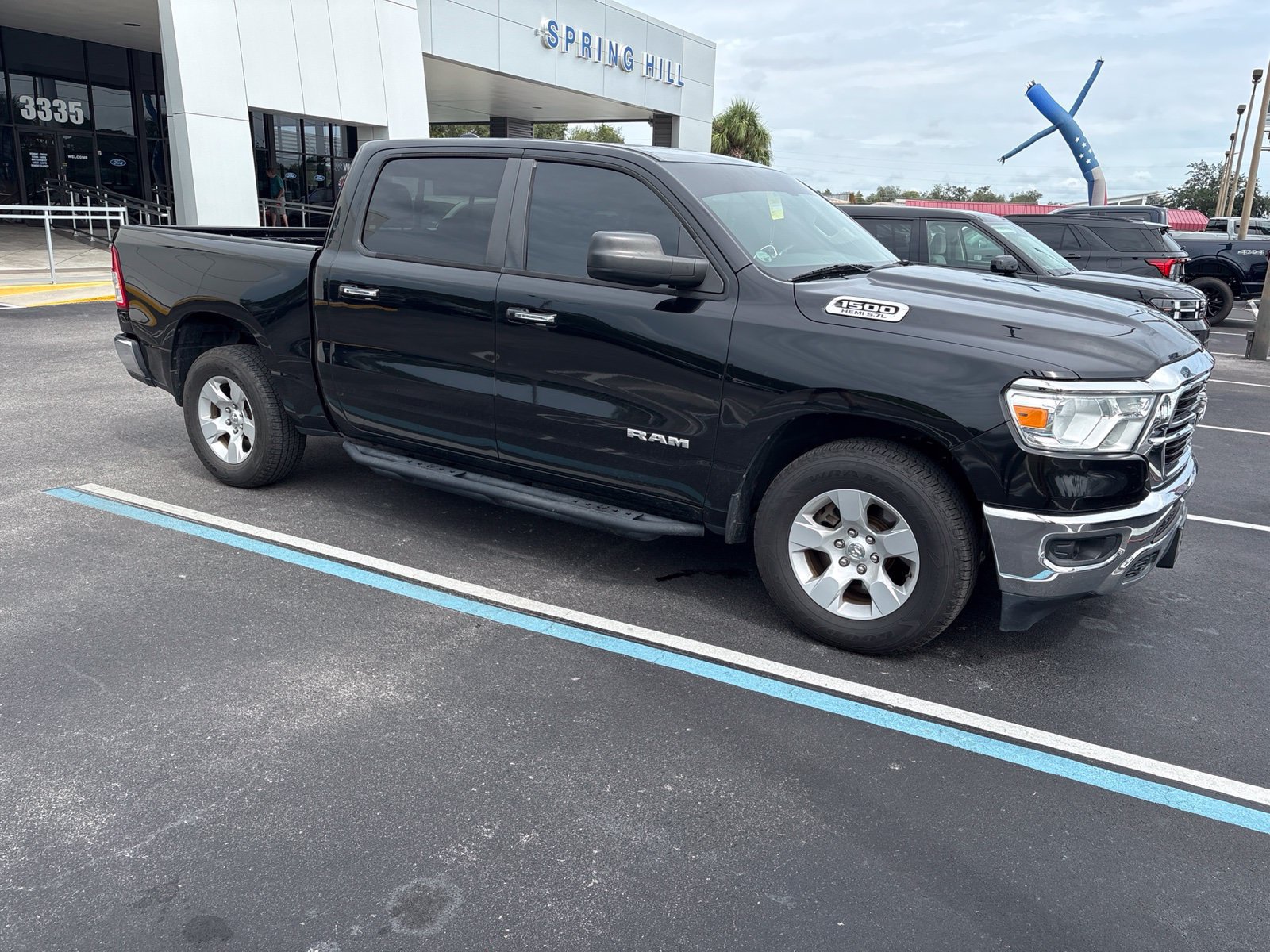Used 2019 RAM 1500 Big Horn RWD image 1