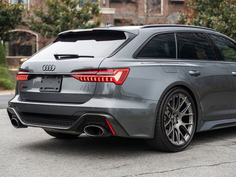 Used 2022 Audi RS 6 image 8