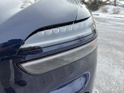 New 2026 Genesis GV70 2.5T Advanced image 3