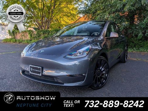 Used 2023 Tesla Model Y Performance AWD/4WD image 1