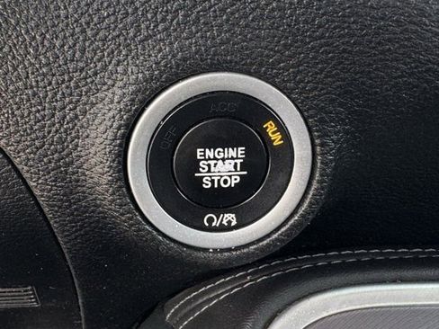 Used 2019 Dodge Challenger R/T w/ Blacktop Package image 21