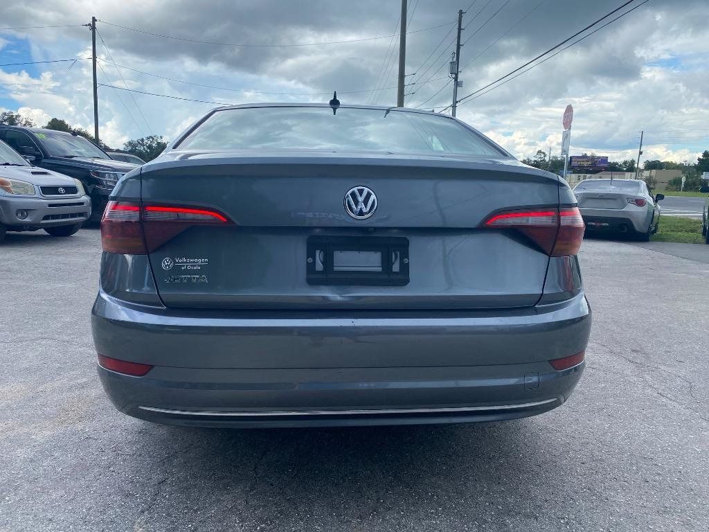 Used 2019 Volkswagen Jetta SE FWD image 9