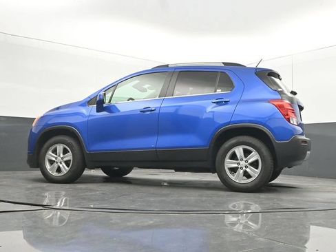 Used 2015 Chevrolet Trax LT w/ LT Plus Package AWD/4WD image 46