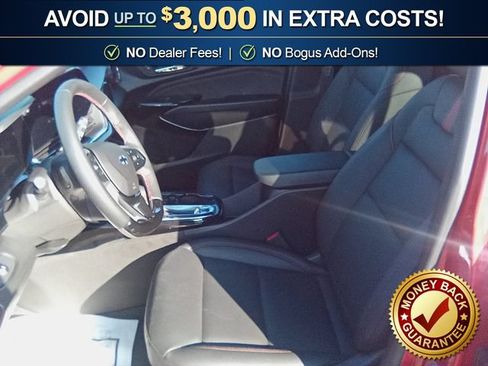 Used 2026 Chevrolet Trax RS w/ Sunroof Package FWD image 14