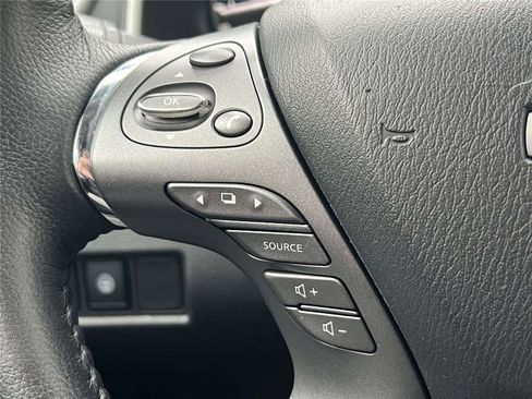 Certified 2024 Nissan Murano SV image 28