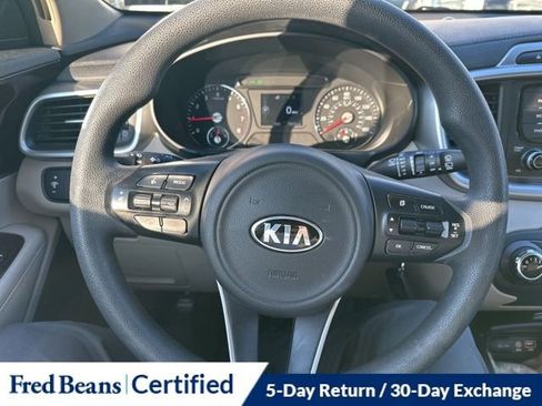 Used 2018 Kia Sorento LX image 20