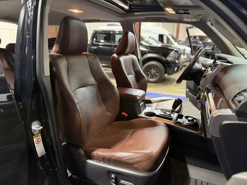 Used 2016 Toyota 4Runner Limited image 26