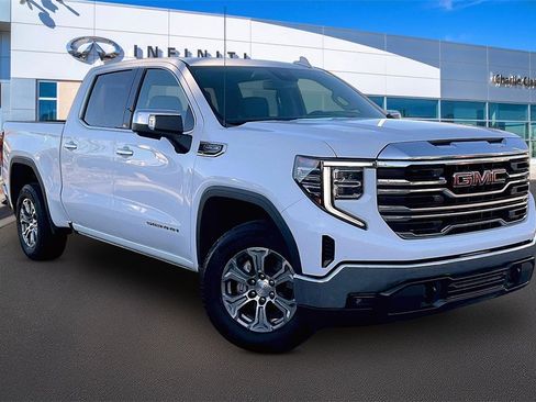 Used 2025 GMC Sierra 1500 SLT image 11