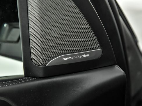 Used 2021 BMW X5 M w/ Competition Package image 23