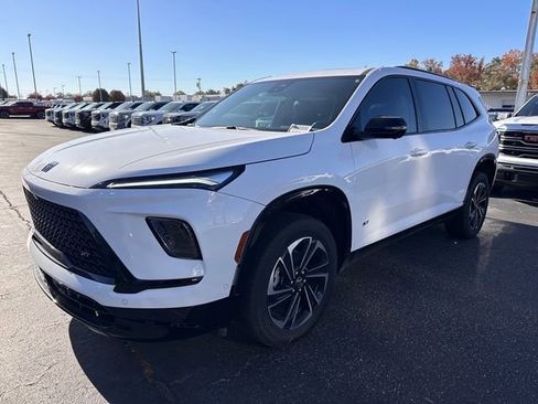 New 2026 Buick Enclave Sport Touring w/ Super Cruise Package AWD/4WD image 5