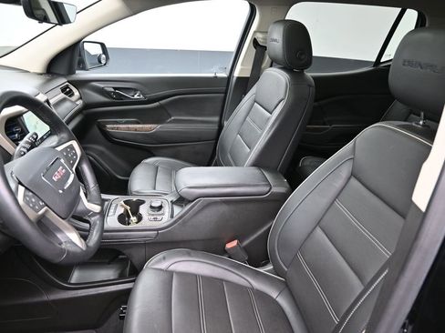 Used 2023 GMC Acadia Denali w/ Denali Technology Package image 30