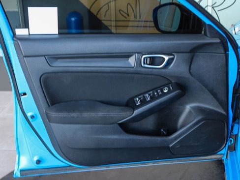 Certified 2025 Honda Civic Sport image 21