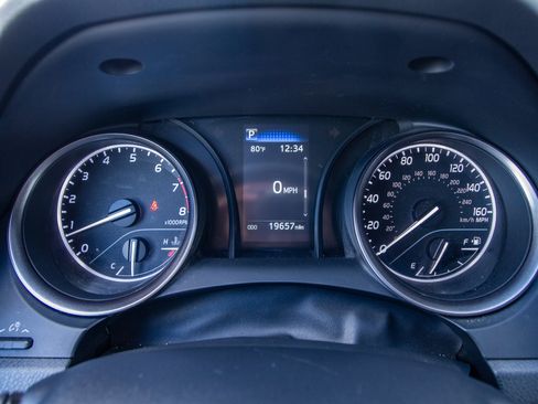 Used 2023 Toyota Camry SE w/ Cold Weather Package FWD image 20