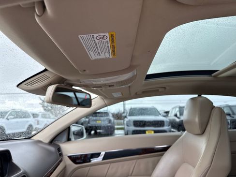 Used 2011 Mercedes-Benz E 550 E 550 image 19