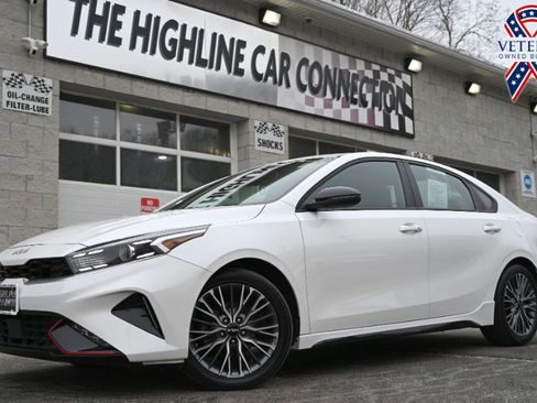 Used 2023 Kia Forte GT-Line w/ GT-Line Premium Package image 1