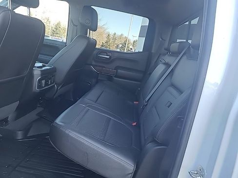 Used 2019 GMC Sierra 1500 Denali w/ Denali Ultimate Package AWD/4WD image 17