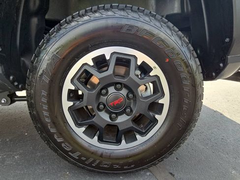 Used 2026 Toyota Tacoma TRD Off-Road AWD/4WD image 36
