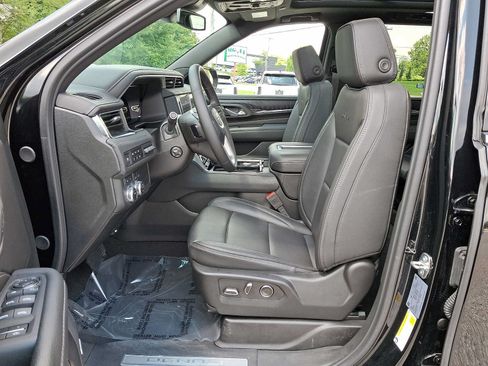 Used 2024 GMC Yukon Denali AWD/4WD image 17