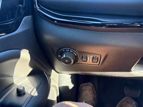 New 2026 Jeep Compass Latitude AWD/4WD image 15