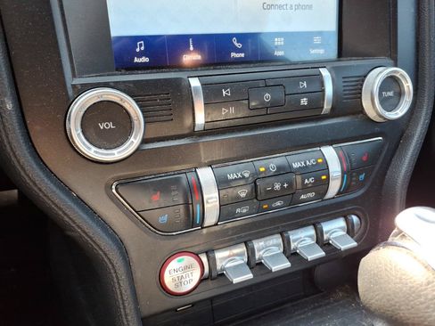 Used 2022 Ford Mustang Premium RWD image 18