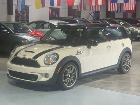 Used 2013 MINI Cooper Clubman S FWD image 3