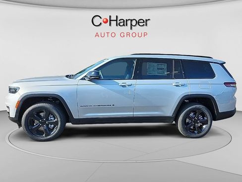 New 2025 Jeep Grand Cherokee L Limited w/ Black Appearance Package RWD image 6