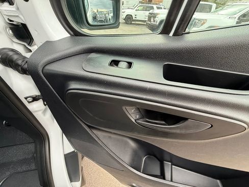 Used 2022 Mercedes-Benz Sprinter 1500 image 28