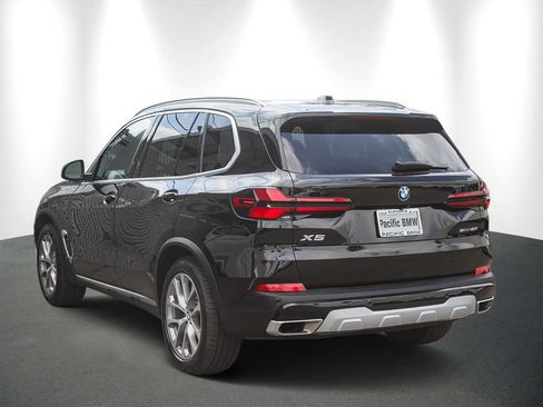 Certified 2024 BMW X5 sDrive40i RWD image 4
