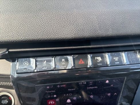 New 2025 Jeep Grand Cherokee L Laredo image 46