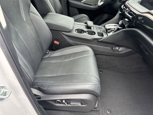 Used 2022 Acura MDX SH-AWD w/ Technology Package image 17