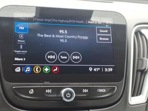 Used 2024 Chevrolet Malibu LT image 18