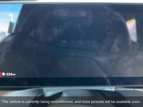 Used 2026 Kia EV9 Land w/ Nightfall Edition Package AWD/4WD image 16