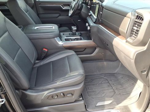 Used 2022 GMC Sierra 1500 SLT w/ SLT Convenience Package image 18