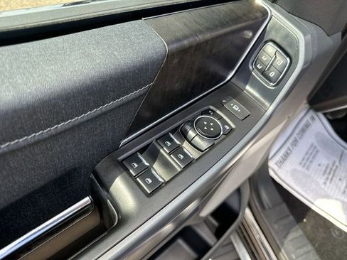 Used 2022 Ford F150 Lariat AWD/4WD image 17