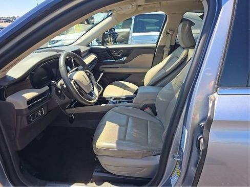 Used 2022 Lincoln Corsair Reserve w/ Equipment Group 201A AWD/4WD image 4