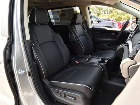 New 2026 Honda Odyssey Touring image 24