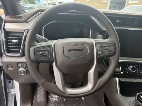 New 2026 GMC Sierra 1500 Denali w/ Denali Reserve Package AWD/4WD image 15