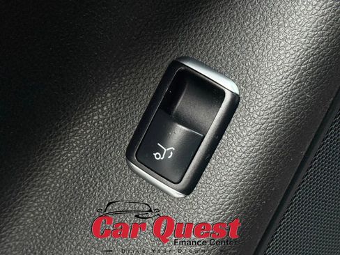 Used 2017 Mercedes-Benz GLS 450 4MATIC image 33