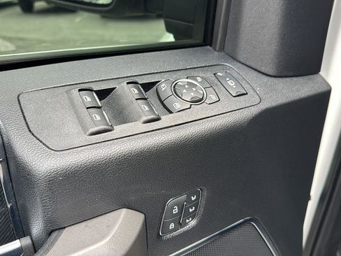Used 2021 Ford F450 Platinum w/ FX4 Off-Road Package image 27
