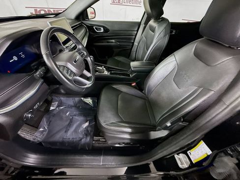 Used 2022 Jeep Compass High Altitude AWD/4WD image 26