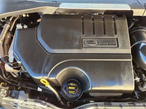 Used 2020 Land Rover Discovery Sport SE R-Dynamic image 30