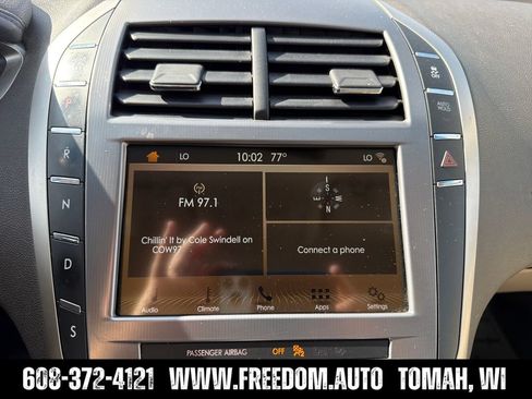 Used 2017 Lincoln MKZ Premiere AWD/4WD image 19